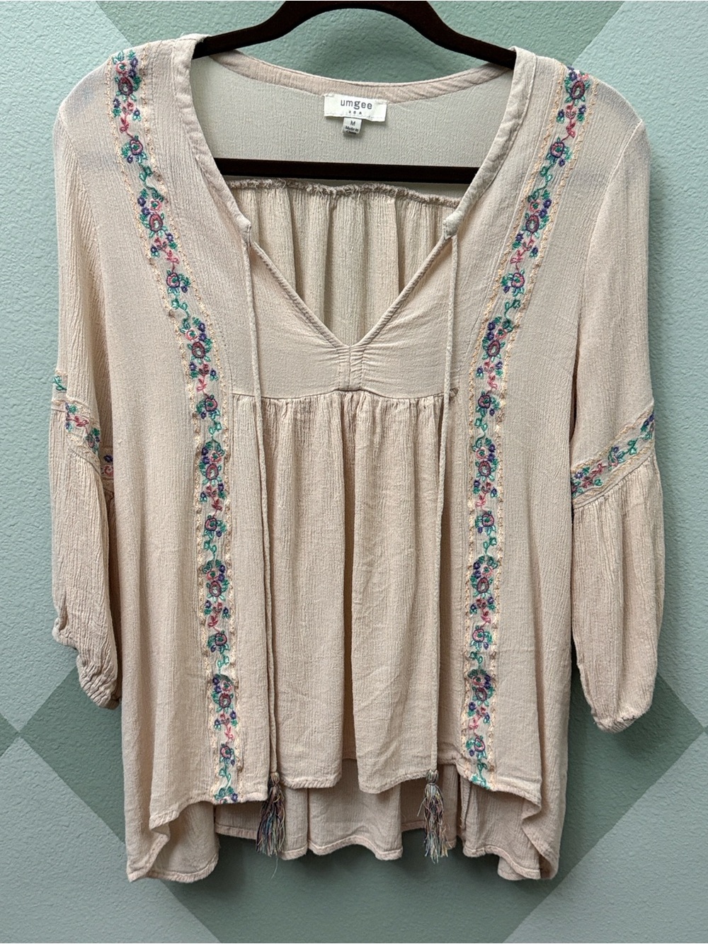 Umgee Top  Size Medium